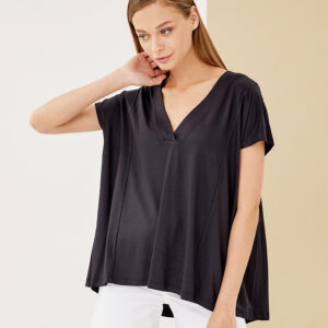 072.10.01.036_BLK-mdl Loose-Fit V-Neck Black Shirt